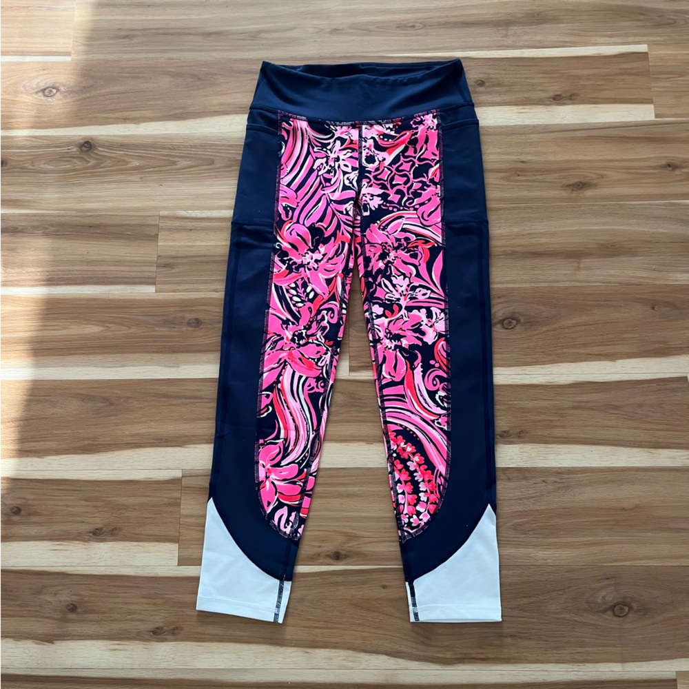 Women’s lilly pulitzer athletic leggings size small
